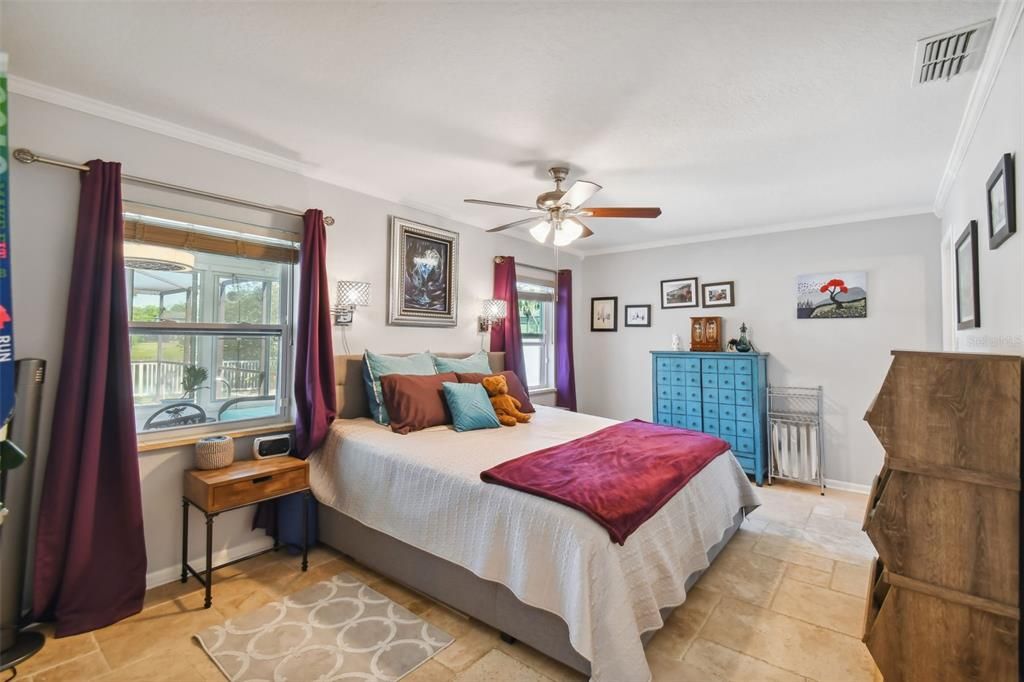 Active With Contract: $405,000 (3 beds, 2 baths, 1146 Square Feet)