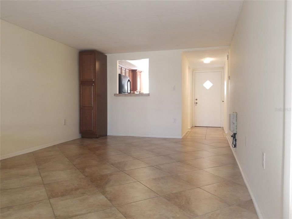 Recently Sold: $110,000 (1 beds, 1 baths, 840 Square Feet)