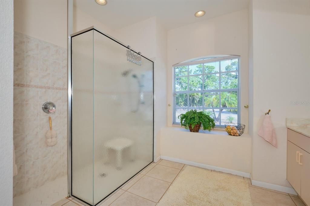 待售: $429,500 (3 贝兹, 2 浴室, 1770 平方英尺)