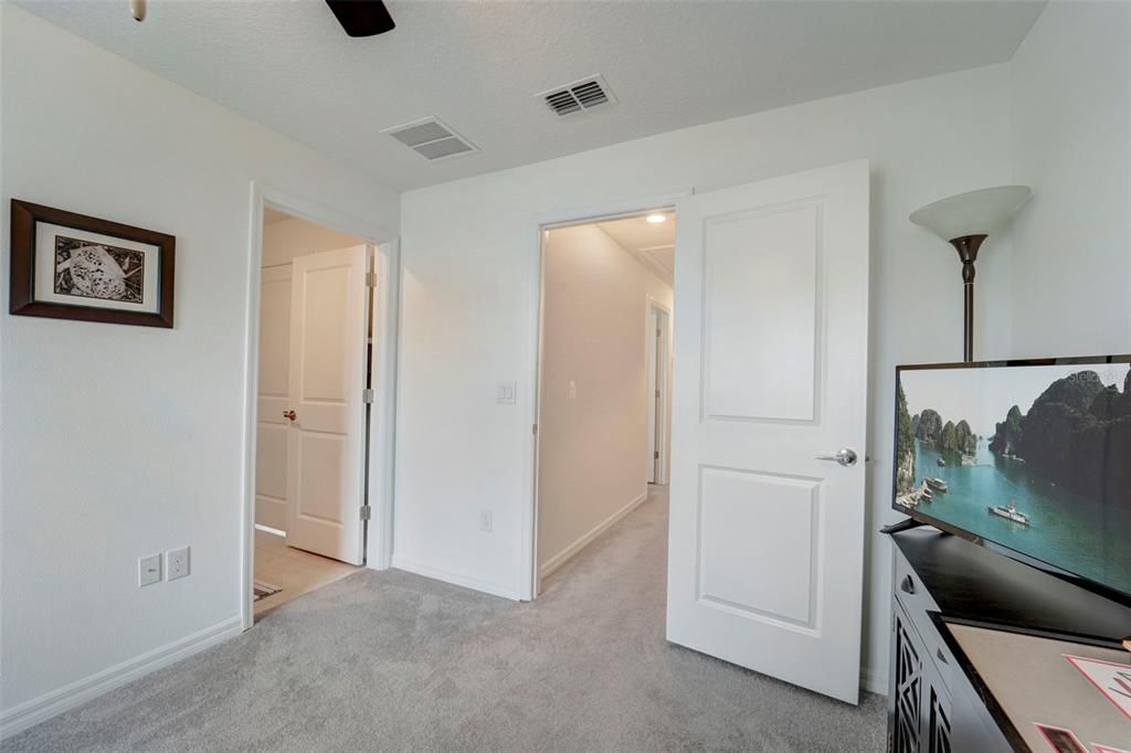 Active With Contract: $295,000 (3 beds, 2 baths, 1787 Square Feet)