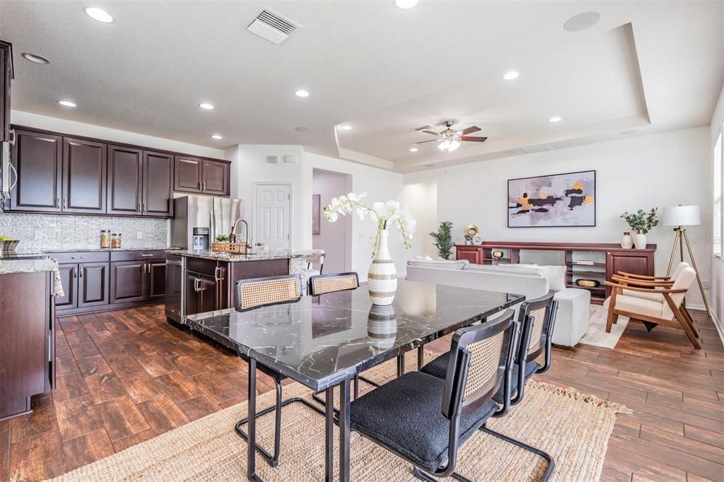 Active With Contract: $410,000 (4 beds, 2 baths, 1864 Square Feet)