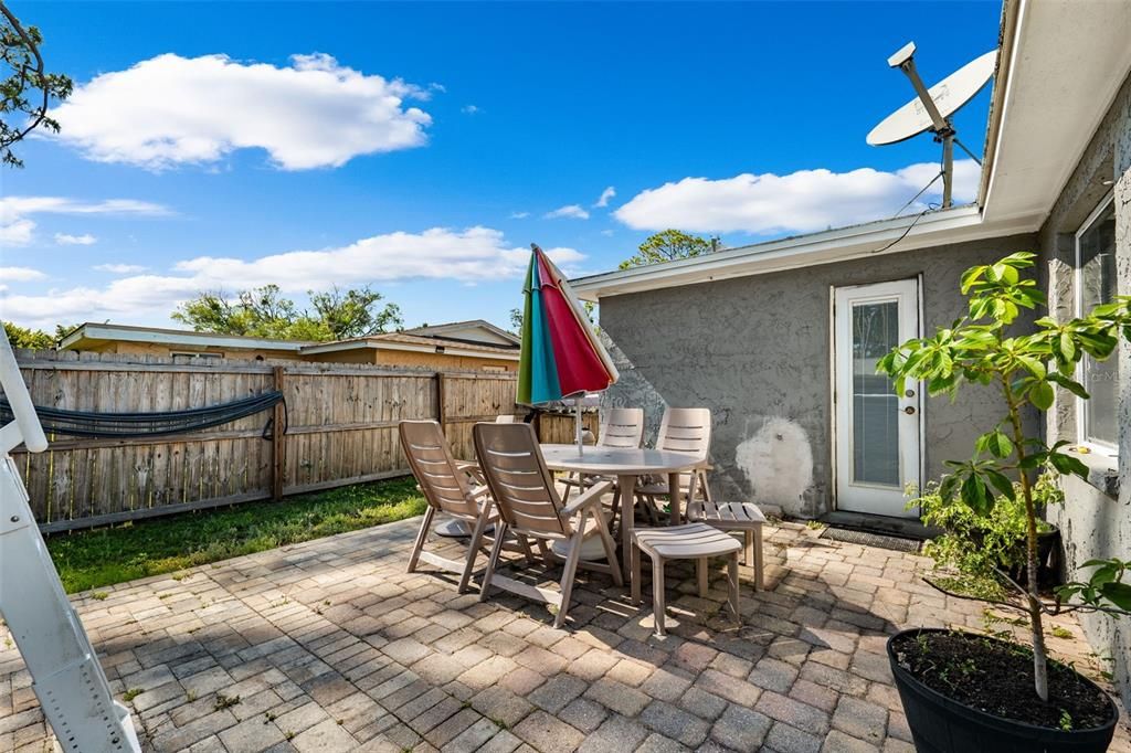 Active With Contract: $289,900 (4 beds, 2 baths, 1556 Square Feet)