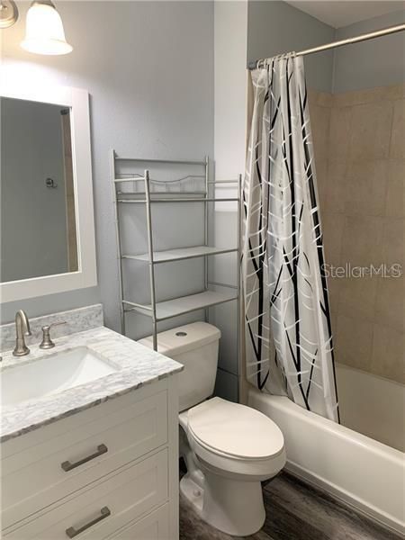 Recently Rented: $1,999 (2 beds, 2 baths, 1161 Square Feet)