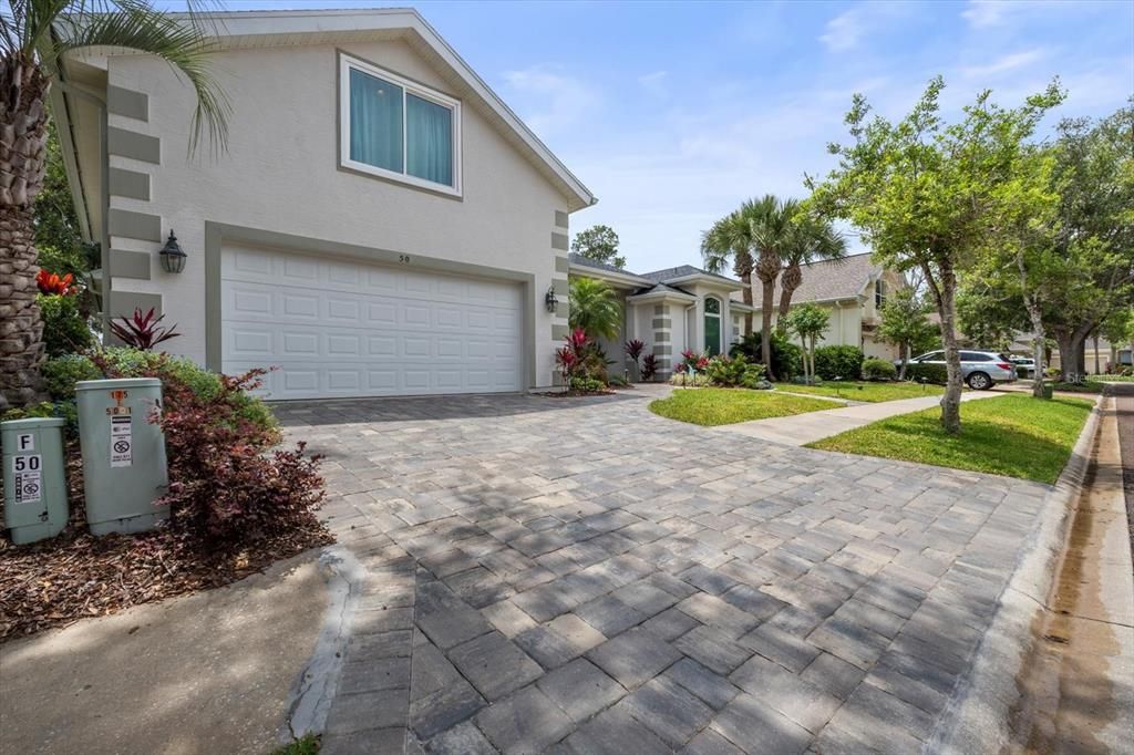 Active With Contract: $875,000 (4 beds, 3 baths, 2866 Square Feet)