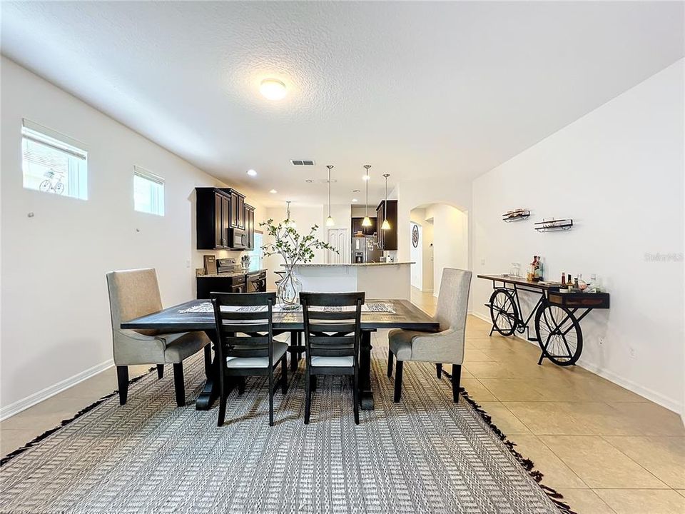 For Sale: $429,900 (3 beds, 2 baths, 1726 Square Feet)