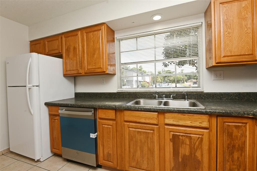 For Rent: $1,795 (2 beds, 2 baths, 1036 Square Feet)