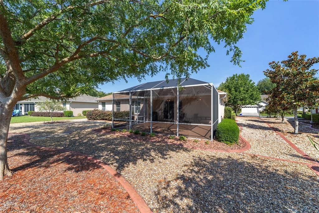 For Sale: $349,900 (3 beds, 2 baths, 1695 Square Feet)