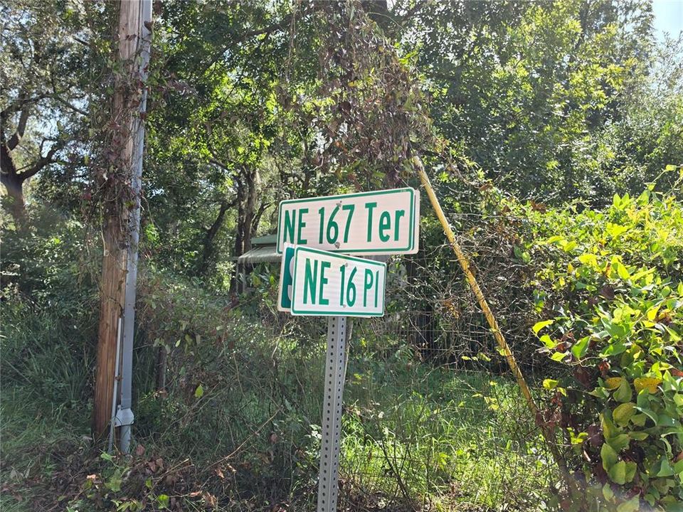 На продажу: $12,000 (0.48 acres)