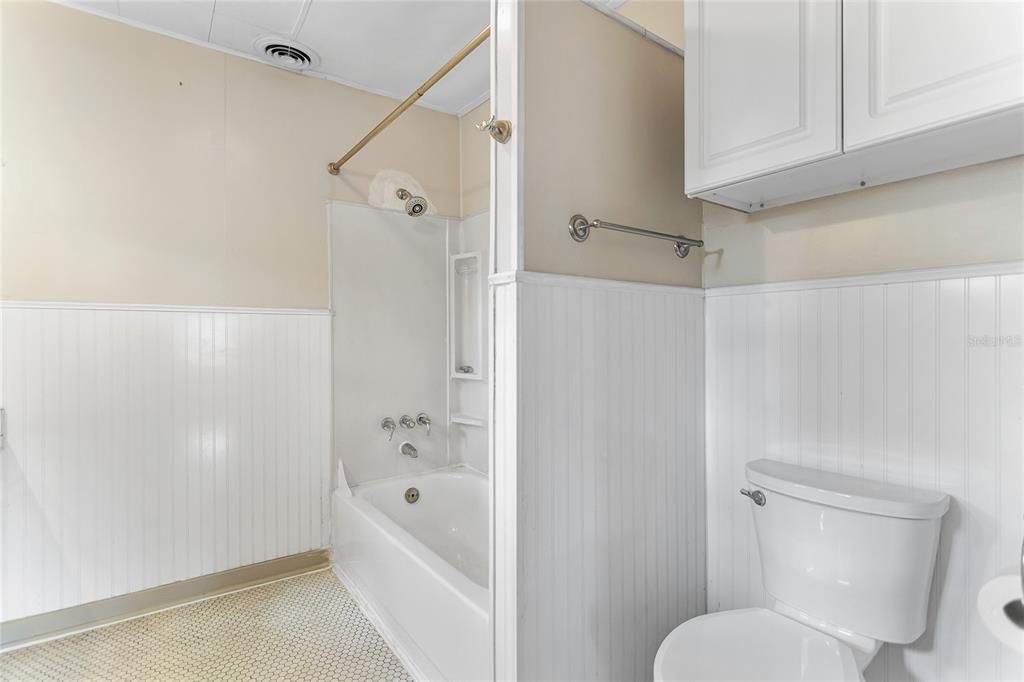 待售: $265,000 (3 贝兹, 2 浴室, 1910 平方英尺)