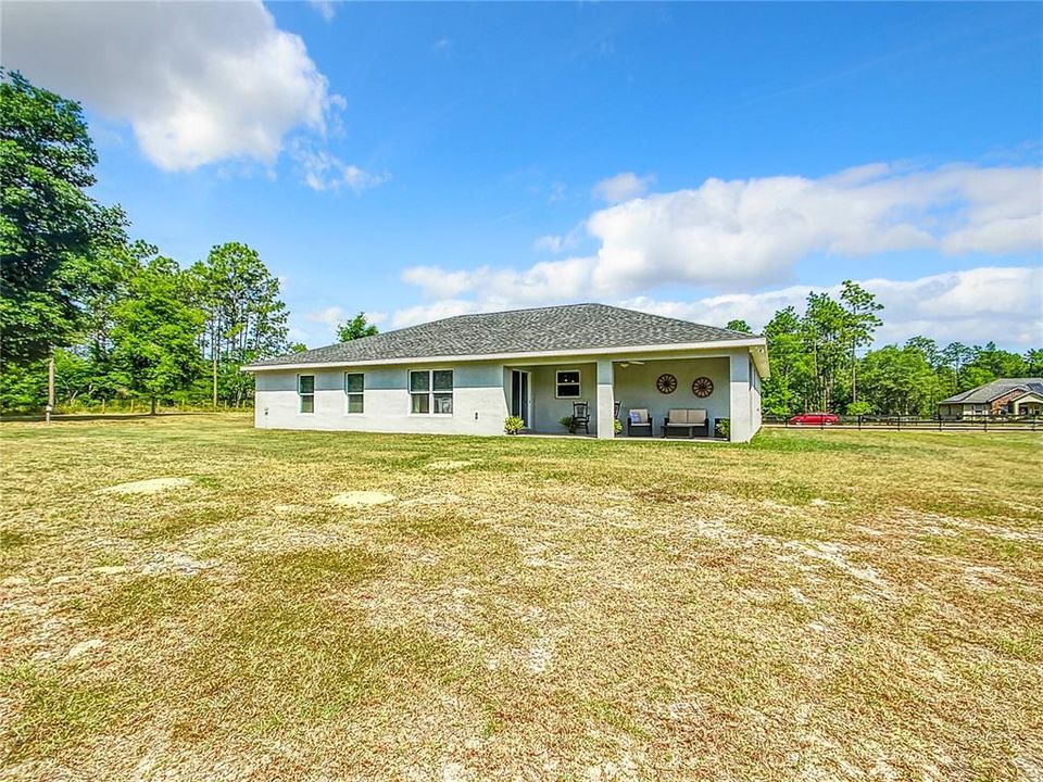 For Sale: $474,900 (3 beds, 2 baths, 1781 Square Feet)