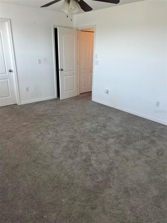 For Rent: $2,100 (3 beds, 2 baths, 1588 Square Feet)