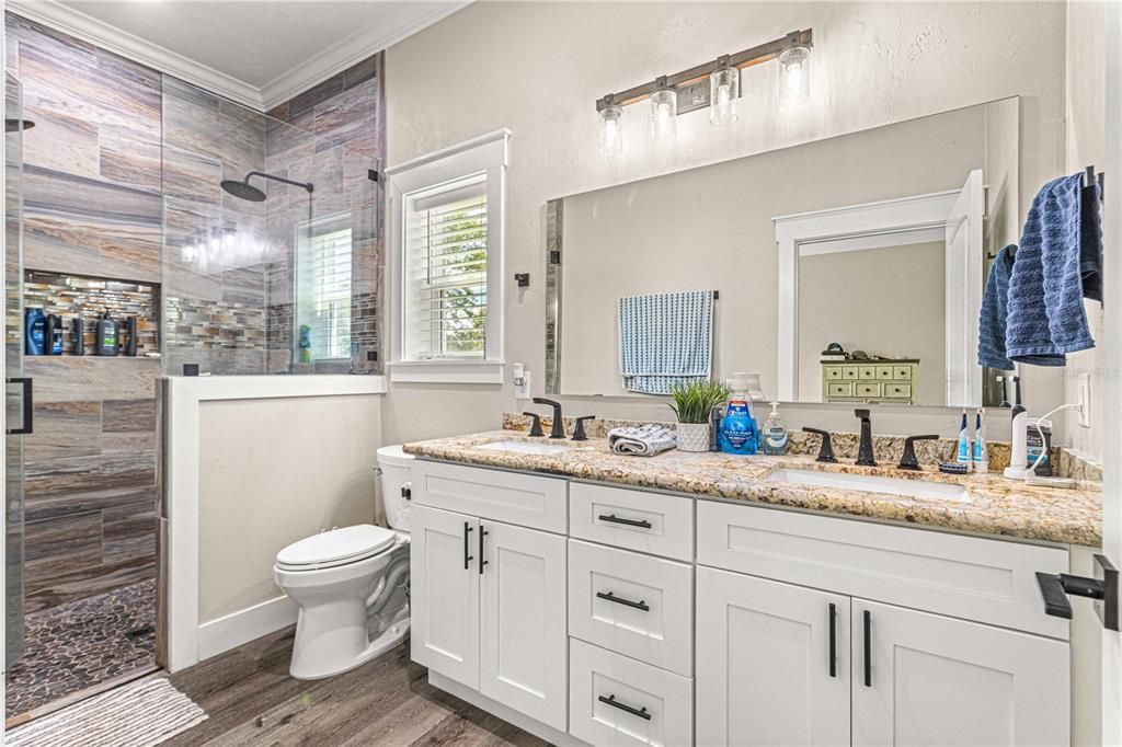 Dual sinks & walk-in tiled shower