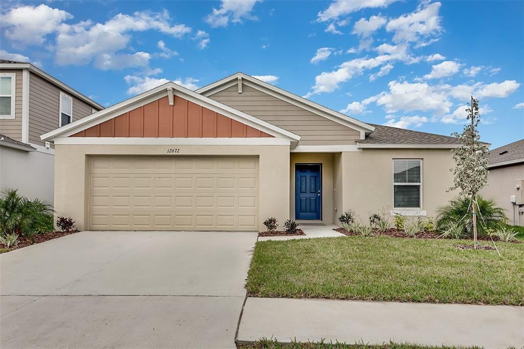 Active With Contract: $415,990 (4 beds, 2 baths, 1850 Square Feet)
