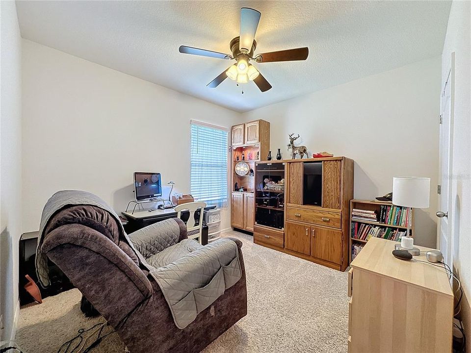 For Sale: $360,000 (4 beds, 2 baths, 1828 Square Feet)
