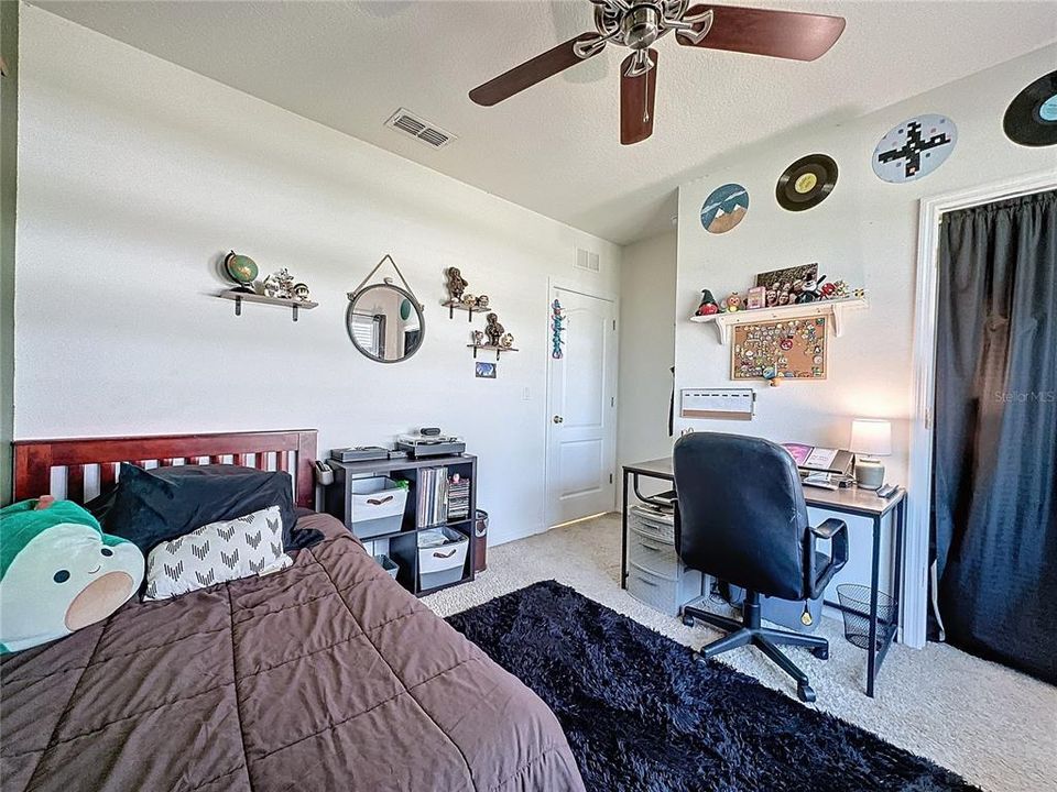 For Sale: $360,000 (4 beds, 2 baths, 1828 Square Feet)