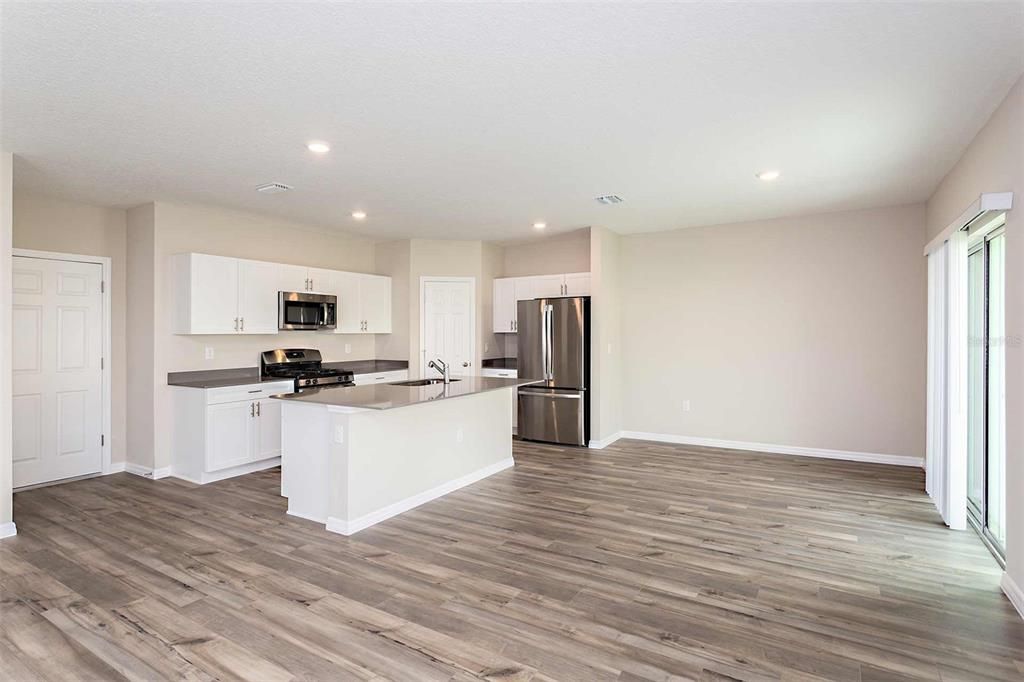 Active With Contract: $432,990 (4 beds, 2 baths, 2057 Square Feet)