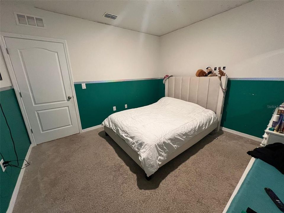 En Renta: $2,800 (5 camas, 3 baños, 2696 Pies cuadrados)