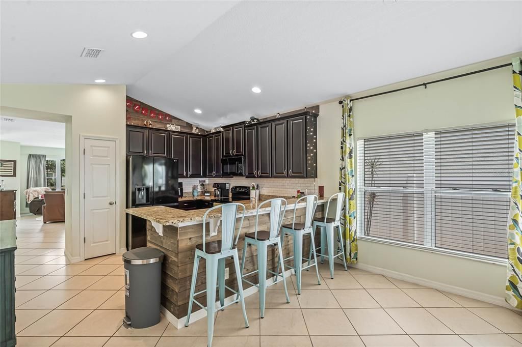 For Sale: $429,000 (4 beds, 2 baths, 1932 Square Feet)