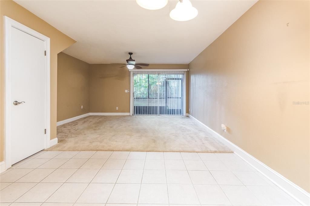 For Rent: $1,400 (2 beds, 2 baths, 1168 Square Feet)