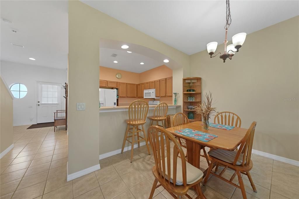 Active With Contract: $269,900 (3 beds, 2 baths, 1446 Square Feet)