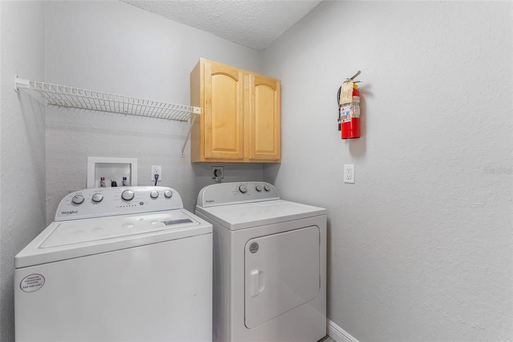 For Sale: $265,000 (2 beds, 2 baths, 1300 Square Feet)