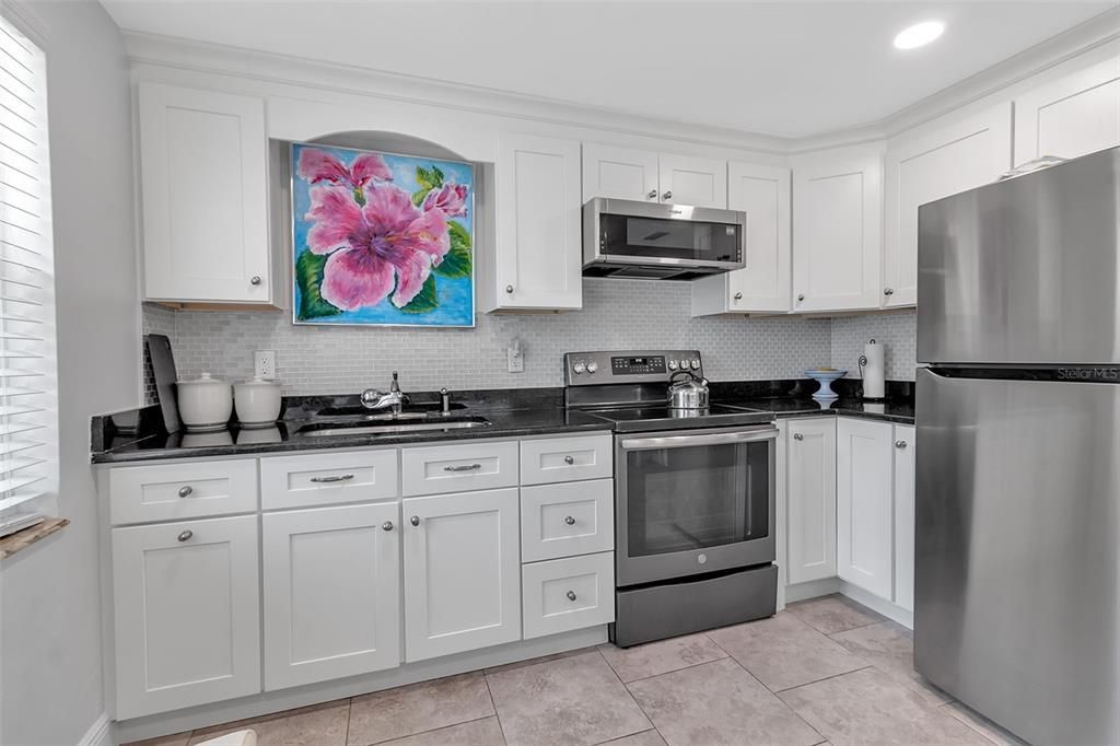 Glass tile backsplash!