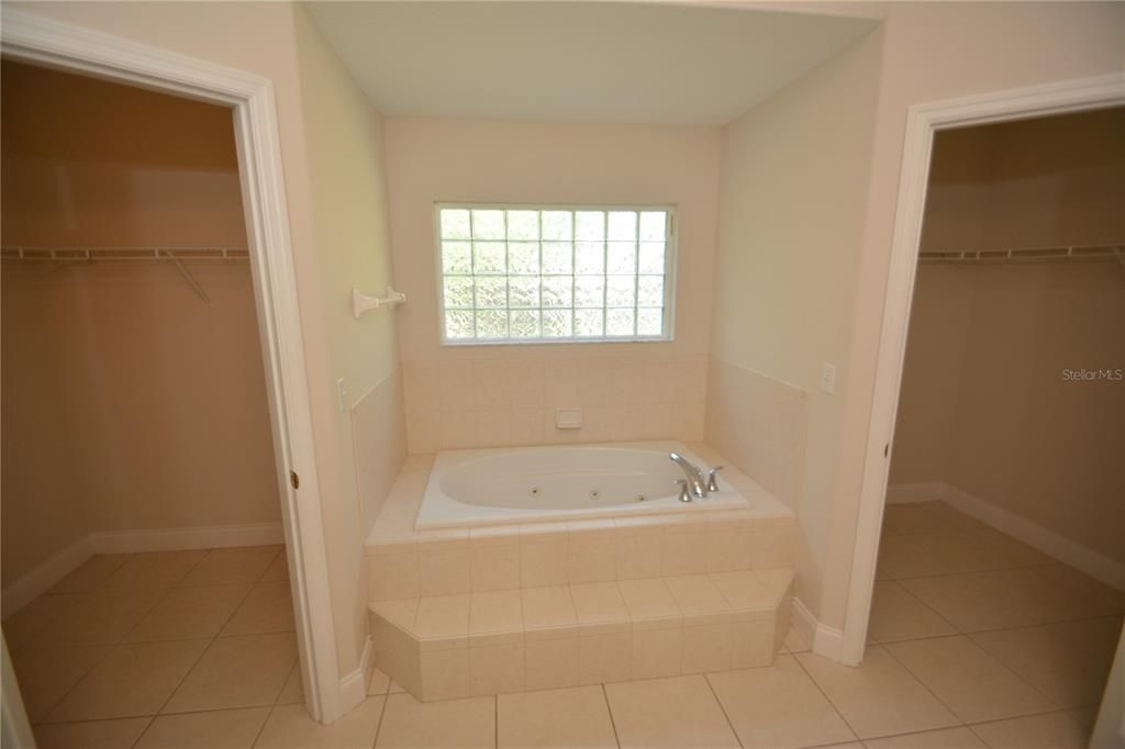 Недавно арендовано: $2,150 (4 спален, 2 ванн, 1900 Квадратных фут)