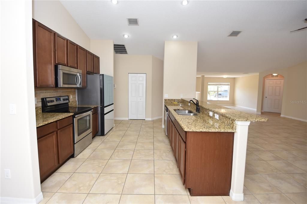 For Sale: $375,000 (4 beds, 2 baths, 2448 Square Feet)