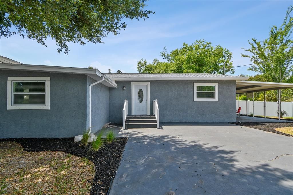 Active With Contract: $379,997 (4 beds, 2 baths, 2312 Square Feet)