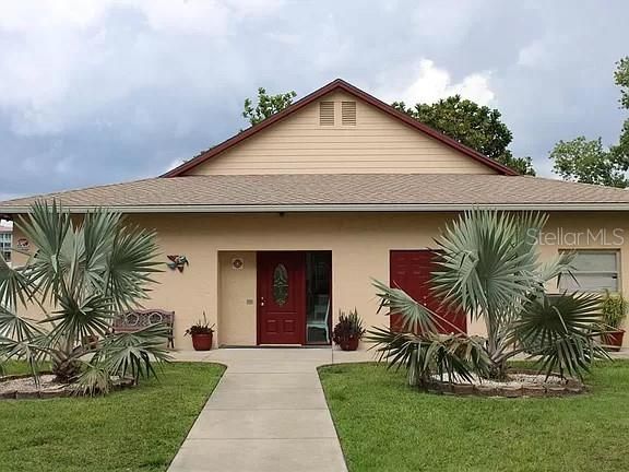 For Rent: $1,600 (2 beds, 2 baths, 1056 Square Feet)