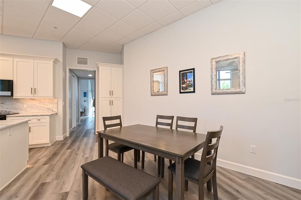 For Sale: $689,900 (2 beds, 1 baths, 2495 Square Feet)