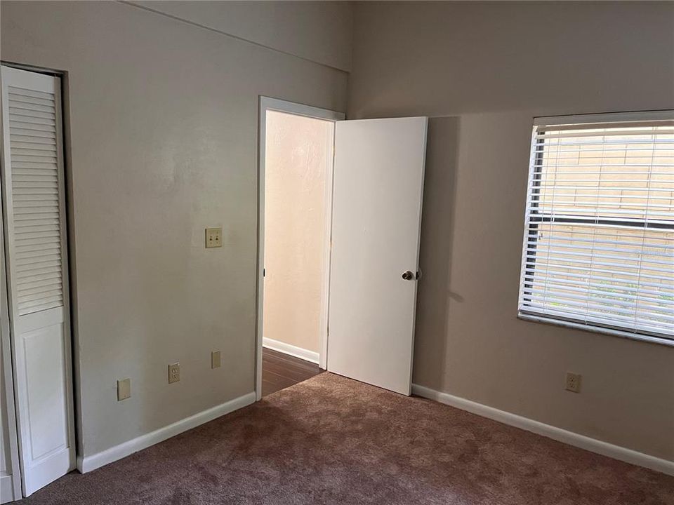 Recently Rented: $1,350 (2 beds, 2 baths, 1151 Square Feet)