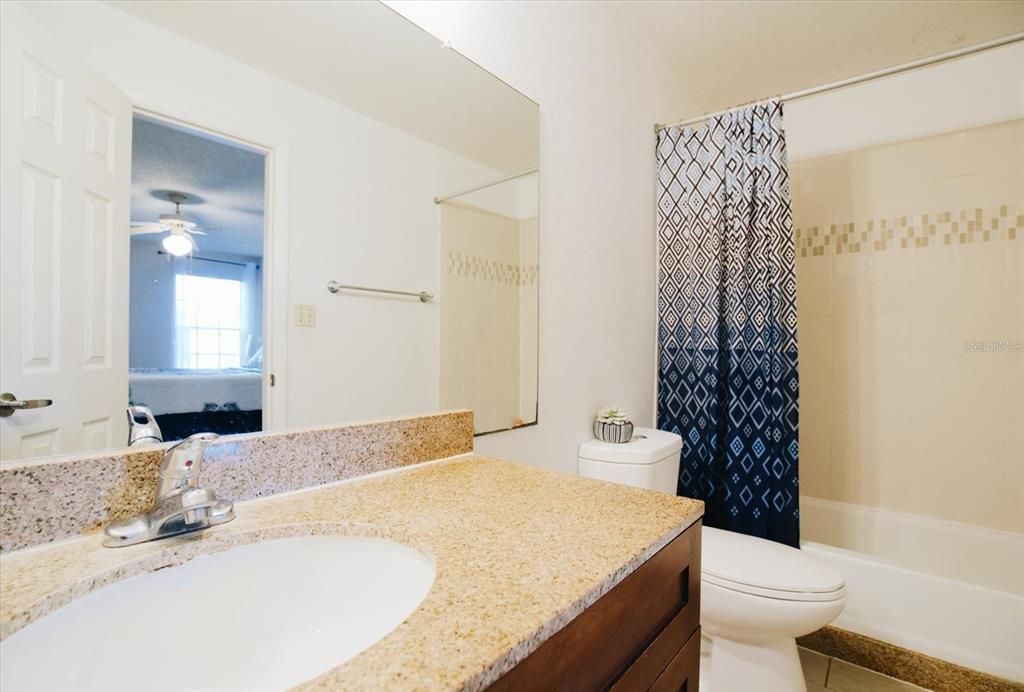 Active With Contract: $120,000 (1 beds, 1 baths, 580 Square Feet)