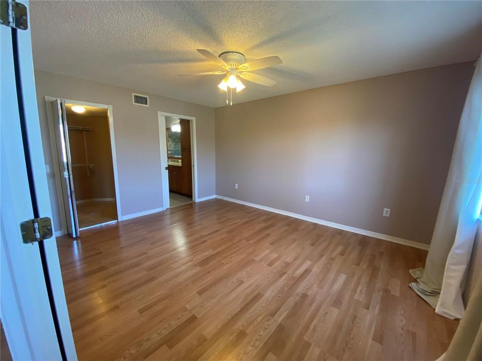 For Rent: $2,850 (3 beds, 2 baths, 1715 Square Feet)