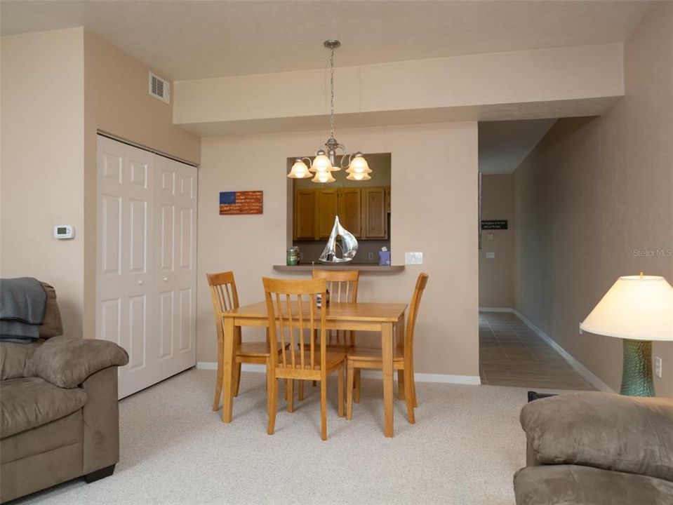 For Sale: $449,900 (2 beds, 2 baths, 1400 Square Feet)