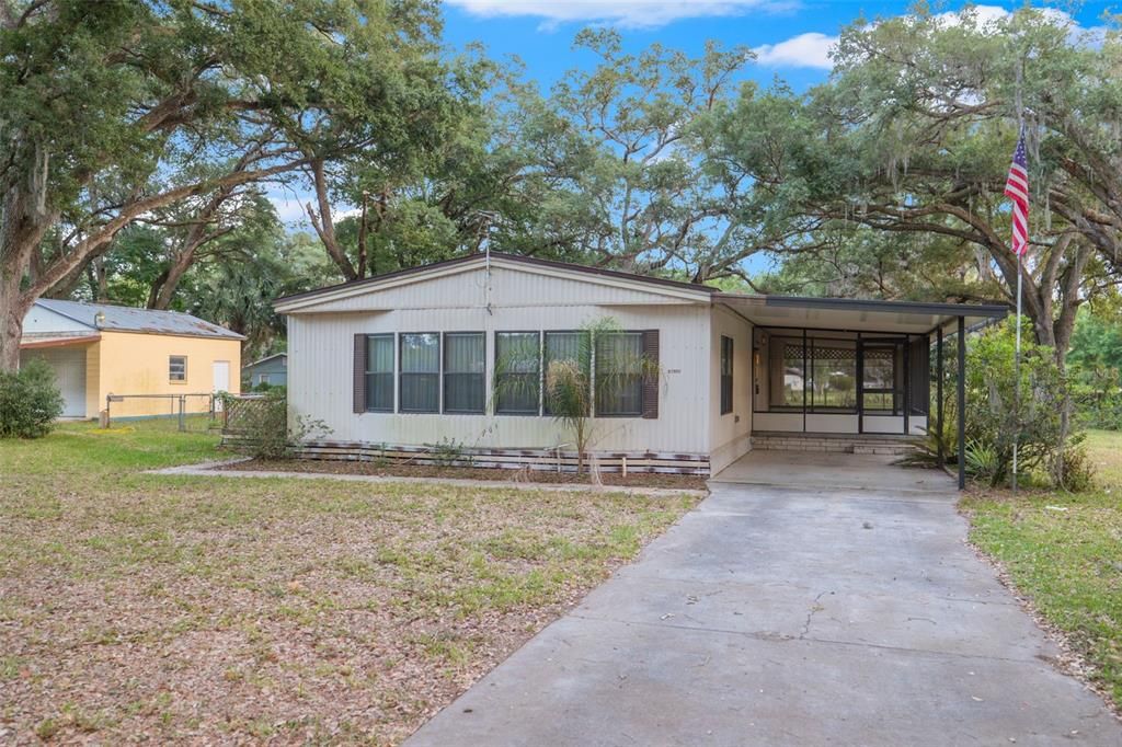 Active With Contract: $149,900 (2 beds, 2 baths, 1456 Square Feet)