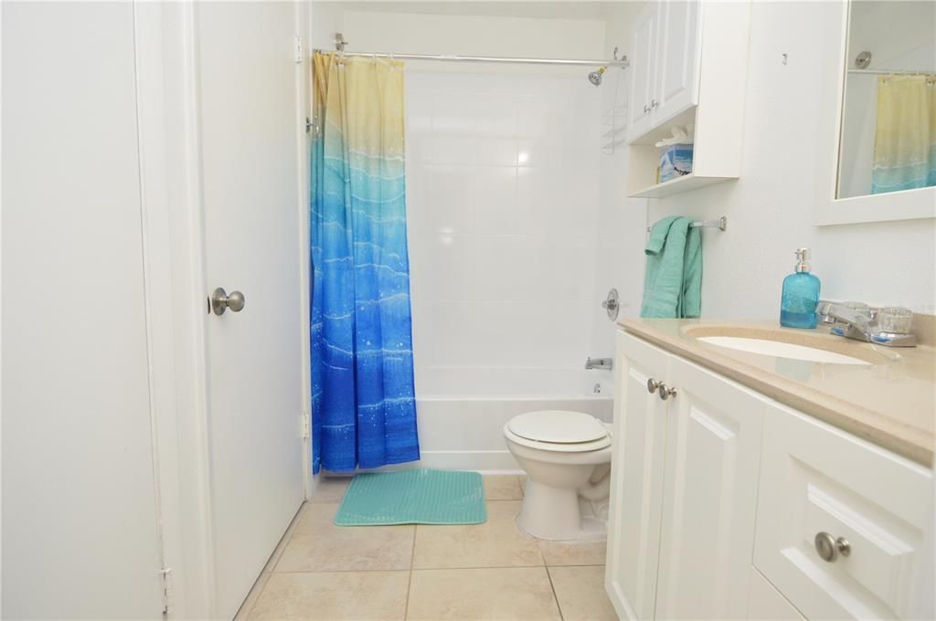 最近租的: $1,600 (1 贝兹, 1 浴室, 625 平方英尺)