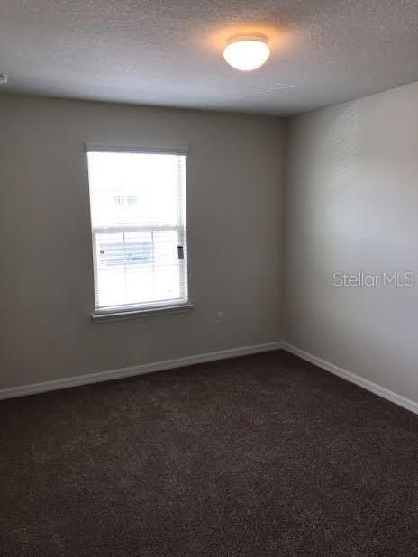 For Rent: $2,317 (3 beds, 2 baths, 1821 Square Feet)
