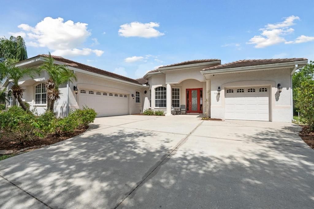 For Sale: $675,000 (4 beds, 3 baths, 2880 Square Feet)