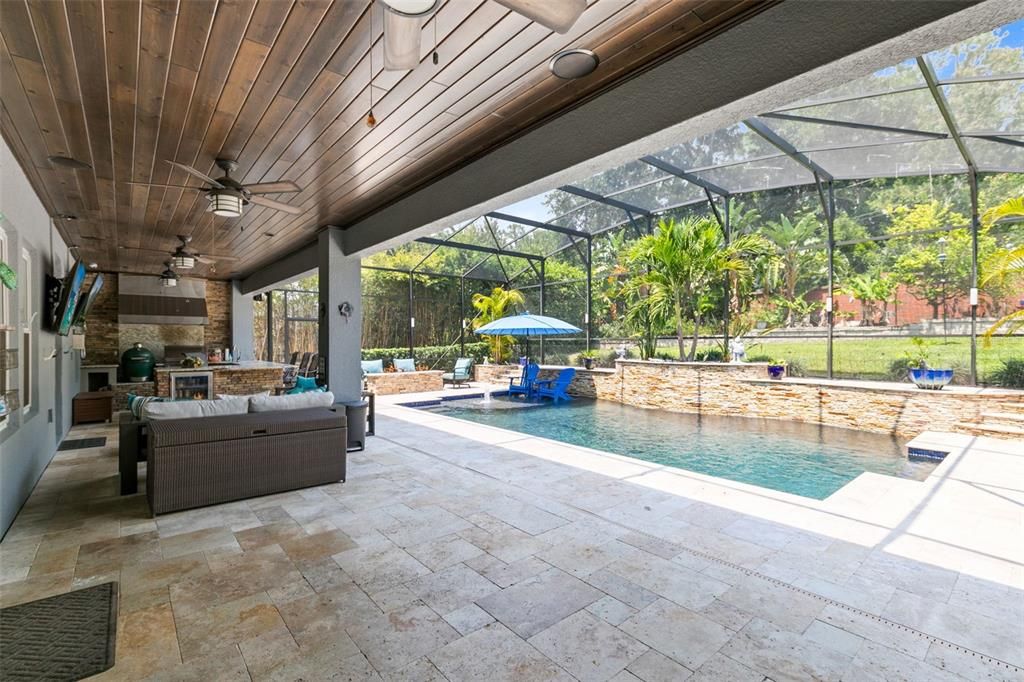 Amazing Pool & Outdoor Kitchen