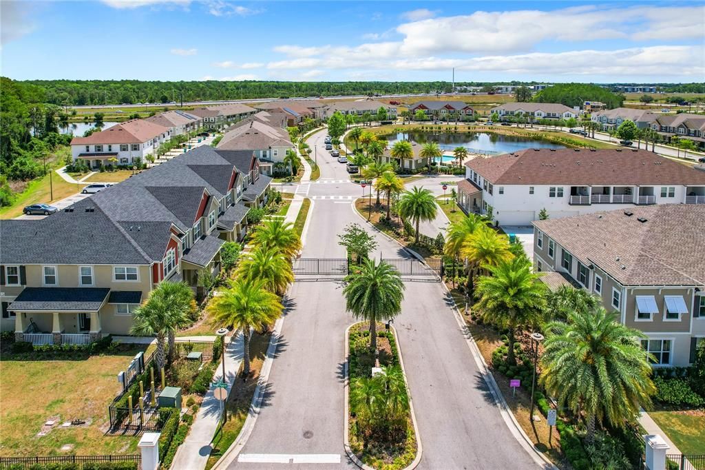 Active With Contract: $410,000 (3 beds, 2 baths, 1528 Square Feet)