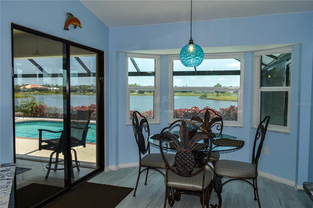 Casual Dining with view of Pool and Lake