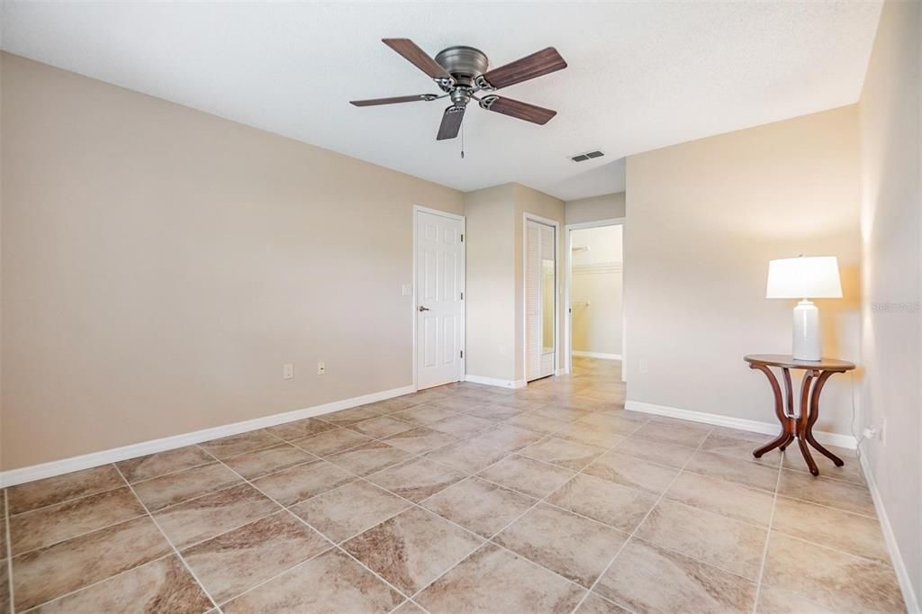 For Sale: $268,900 (2 beds, 2 baths, 1292 Square Feet)