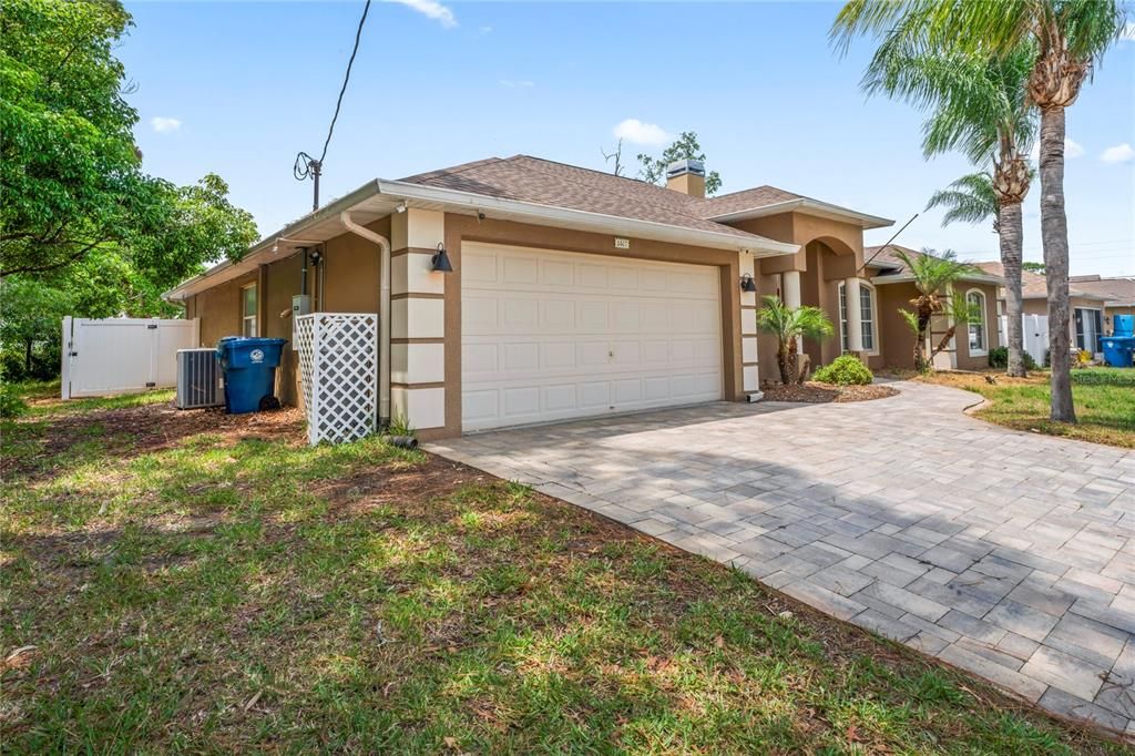 Active With Contract: $429,900 (4 beds, 3 baths, 2172 Square Feet)
