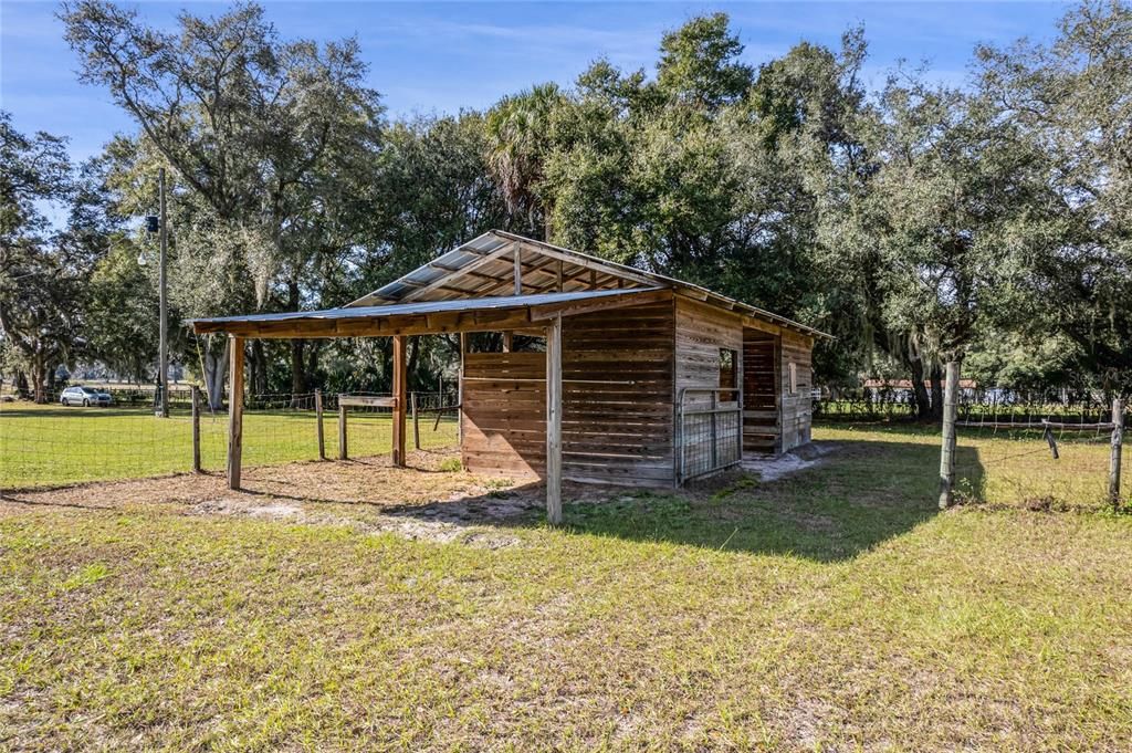 For Sale: $485,000 (3 beds, 2 baths, 1949 Square Feet)