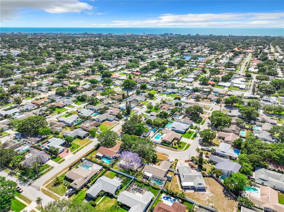 Active With Contract: $595,000 (4 beds, 2 baths, 1614 Square Feet)