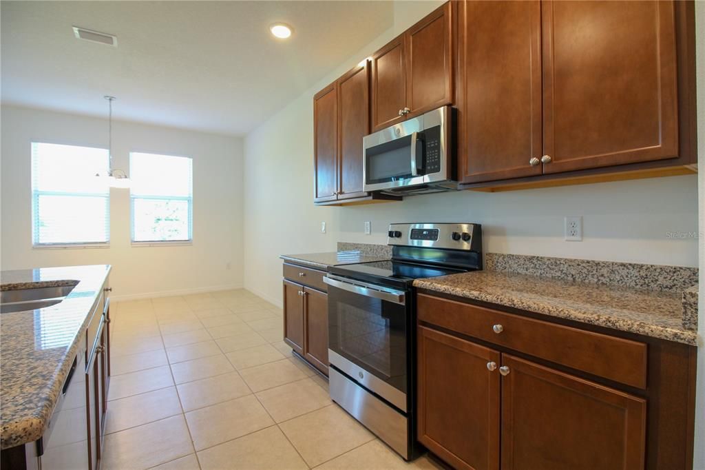 For Rent: $2,300 (4 beds, 3 baths, 2459 Square Feet)