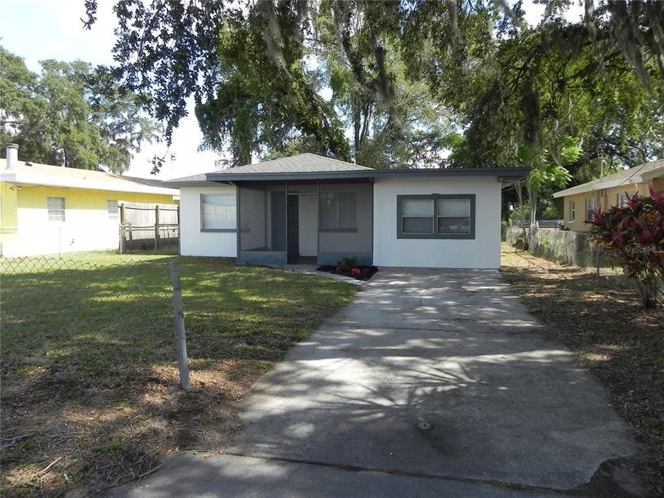 Active With Contract: $225,000 (4 beds, 2 baths, 1156 Square Feet)