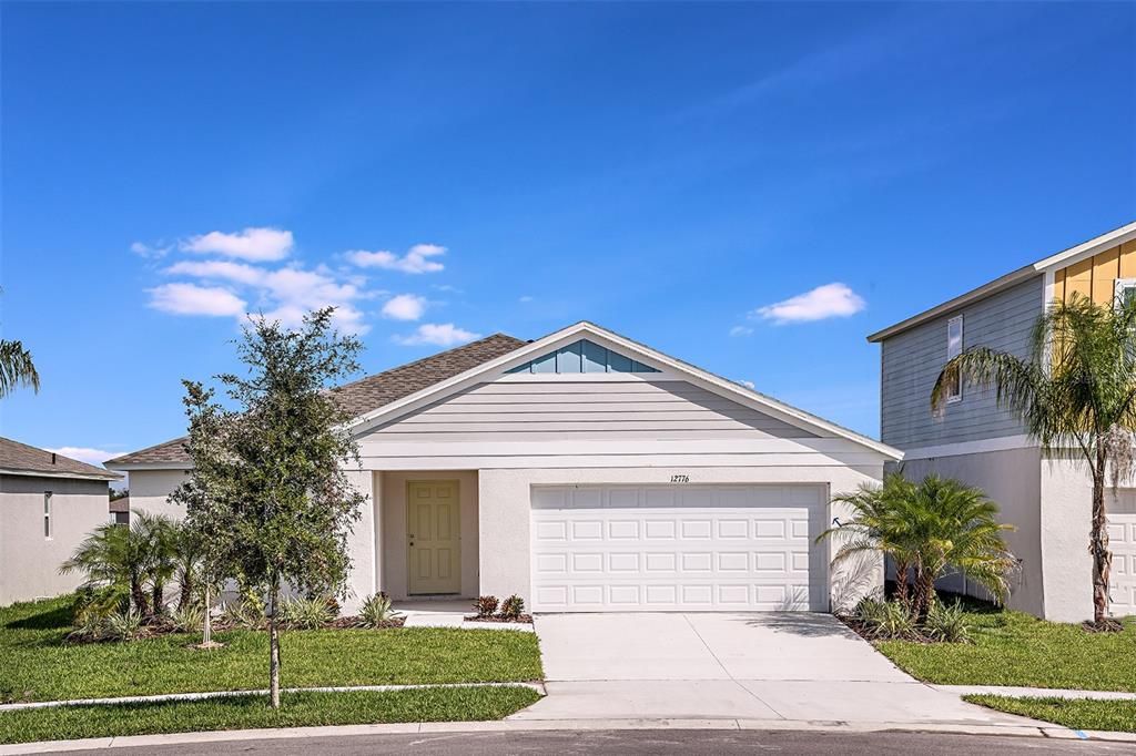 For Sale: $348,995 (4 beds, 2 baths, 1850 Square Feet)