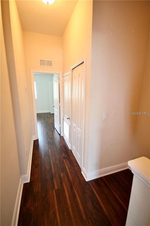 For Rent: $1,900 (2 beds, 2 baths, 1144 Square Feet)